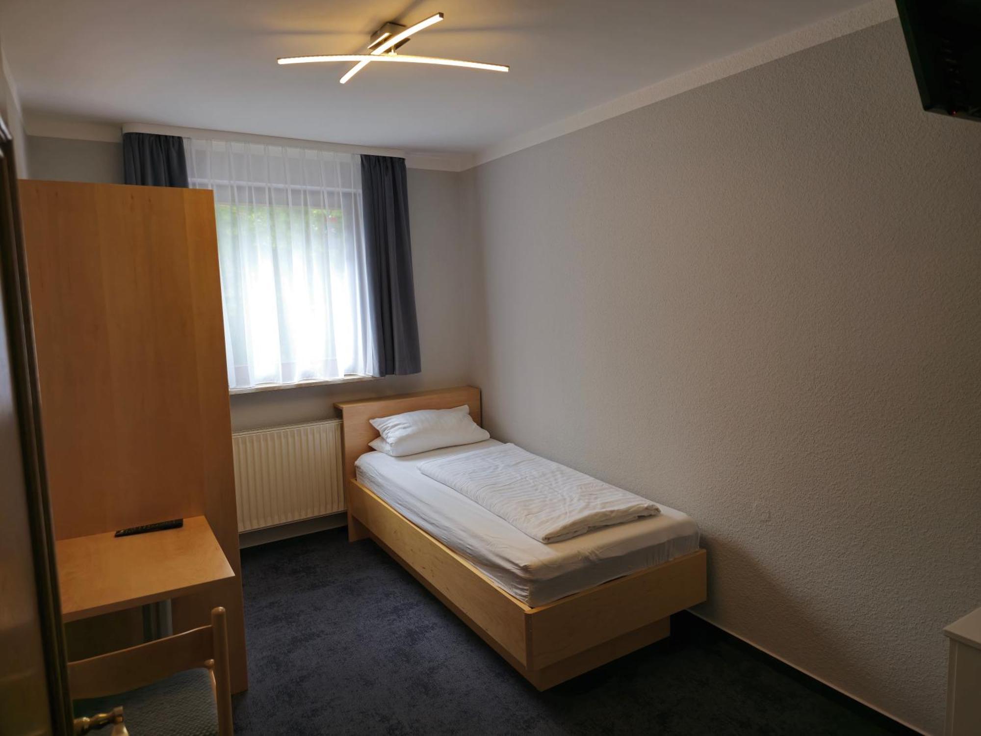 Gasthof Tut Nuremberg Bagian luar foto